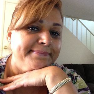 Meet your Posher, Esperanza